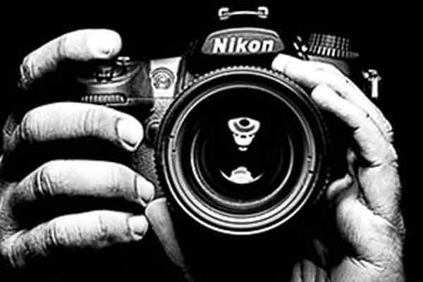 nikon